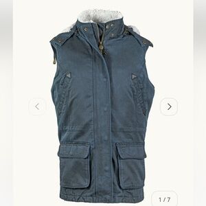 Brand new.Outback Trading Co brown Sherpa lined gorpcore oilskin Woodbury Vest M